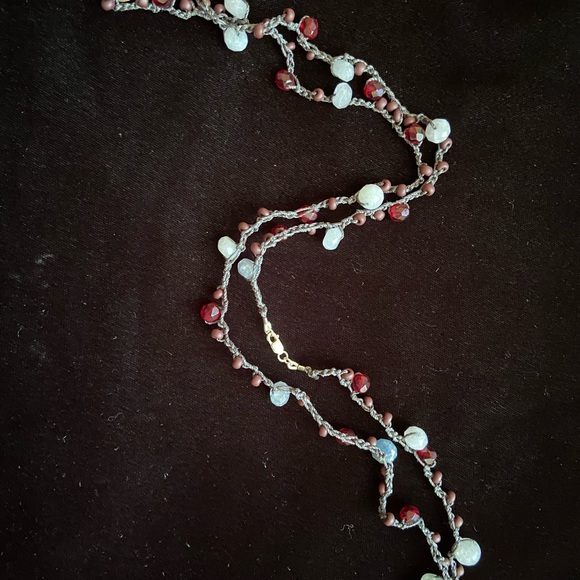 String beaded necklace or bracelet.Very versatile - Picture 2 of 4